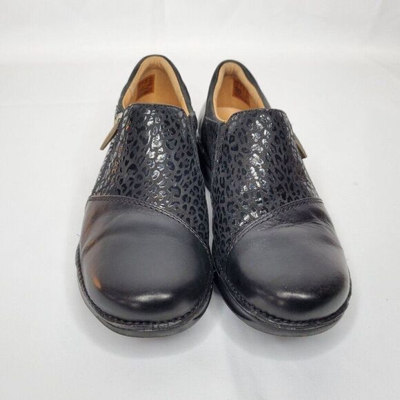 Clarks Unstructured Comfort Leather Shoes 7 M Black Animal Print Texture Zip - Picture 3 of 9